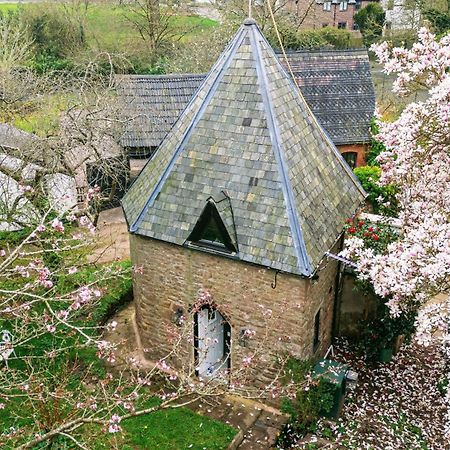Fairy Cottage Lea Екстериор снимка