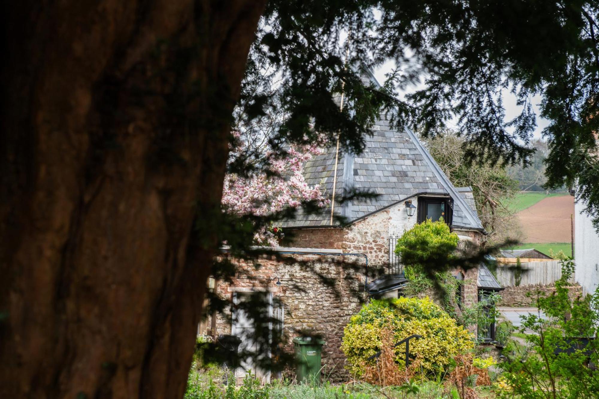 Fairy Cottage Lea Екстериор снимка